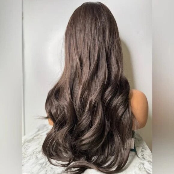 Chocolate Brown Wavy Wig with bangs Natural Luxury look - Picture 5 of 15